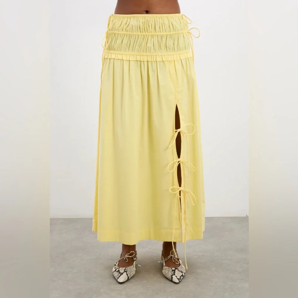 Damson Madder butter yellow cotton midi skirt. Uk size 10, US size 6. - Picture 3 of 5